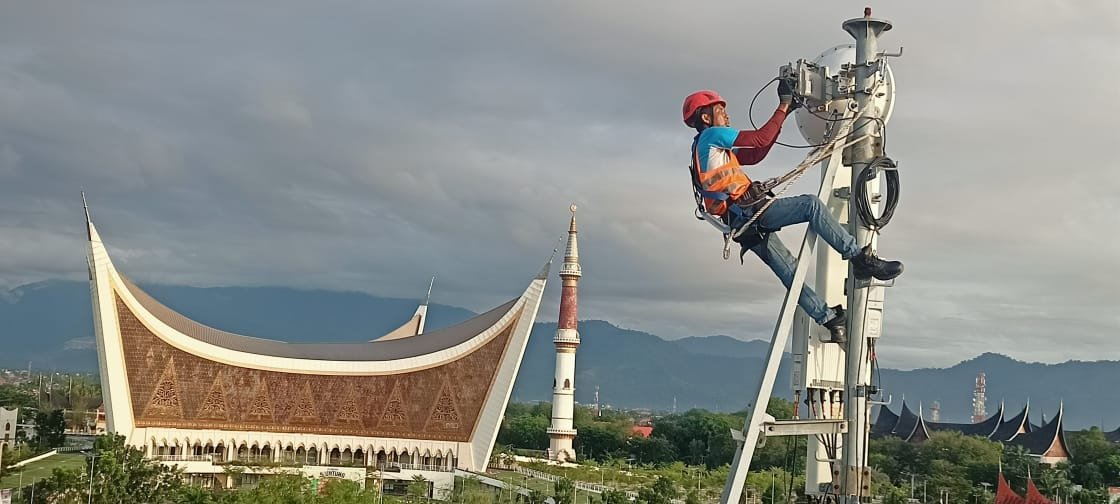 Tingkatkan Ekonomi Digital XL Axiata Perkuat Jaringan Sumatera Barat